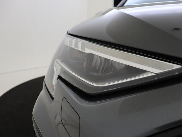 Audi A3 SPORTBACK 30 TFSI S edition | Navigatie plus | Virtual cockpit | CarPlay | Climate control | Draadloze telefoonlader | Parkeersensoren achter |