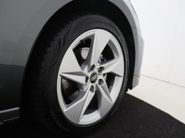 Audi A3 SPORTBACK 30 TFSI S edition | Navigatie plus | Virtual cockpit | CarPlay | Climate control | Draadloze telefoonlader | Parkeersensoren achter |