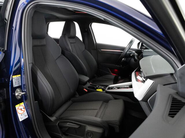 Audi A3 SPORTBACK S-Line 40 TFSI e 204 PK | LED | Panoramadak | Keyless | Adaptieve Cruise control | Ambiance verlichting |