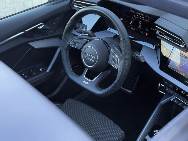 Audi A3 SPORTBACK 35 TFSI S-line | Premium kleur Facelift Full