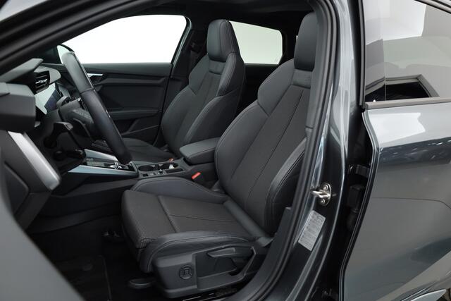 Audi A3 SPORTBACK 40 TFSI e 2x S Line | Pano | Camera | Keyless | 19'' | Stoelverw. | Matrix | Kuipstoelen