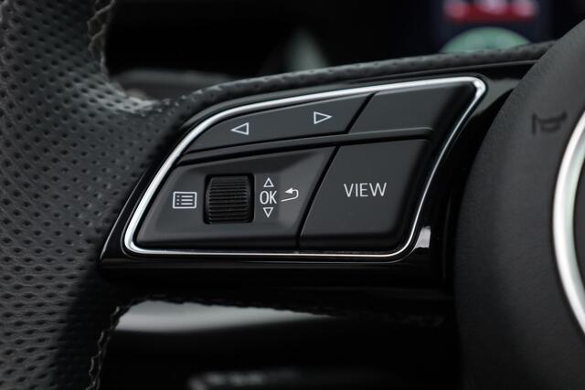 Audi A3 SPORTBACK 40 TFSI e 2x S Line | Pano | Camera | Keyless | 19'' | Stoelverw. | Matrix | Kuipstoelen