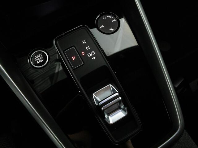 Audi A3 SPORTBACK S-Line 45 TFSI e 245 PK | LED | Navigatie Via Smartphone | Achteruitrijcamera |