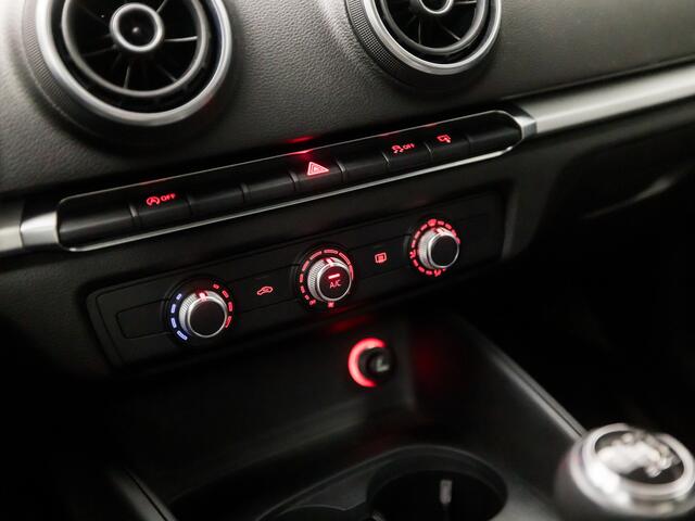 Audi A3 SPORTBACK 1.4 TFSI CoD Sport Black Edition 150Pk (NAVIGATIE, CRUISE, AIRCO, SPORTSTOELEN, BLUETOOTH, NIEUWE APK, ELEK PAKKET, NIEUWSTAAT)