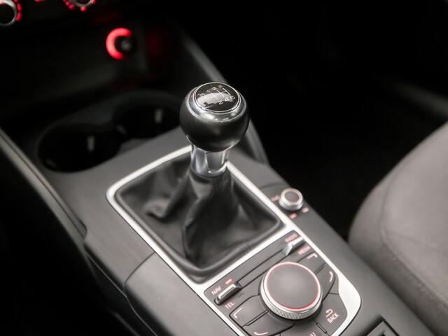Audi A3 SPORTBACK 1.4 TFSI CoD Sport Black Edition 150Pk (NAVIGATIE, CRUISE, AIRCO, SPORTSTOELEN, BLUETOOTH, NIEUWE APK, ELEK PAKKET, NIEUWSTAAT)