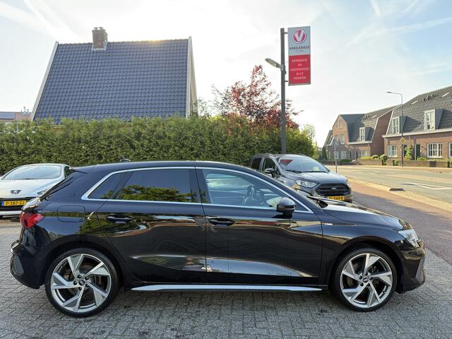 Audi A3 SPORTBACK 45 TFSi e S edition Competition Trekhaak | CarPlay navi