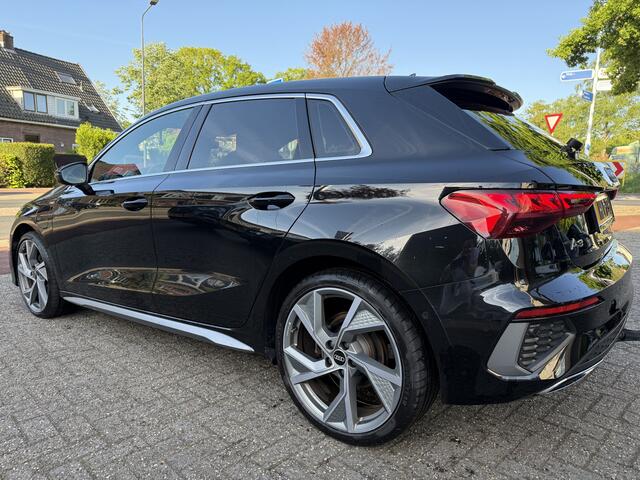 Audi A3 SPORTBACK 45 TFSi e S edition Competition Trekhaak | CarPlay navi