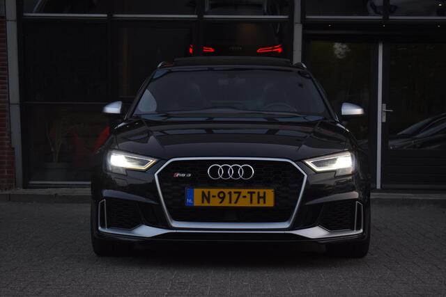 Audi A3 SPORTBACK 2.5 TFSI RS 3 quattro Pano Kuipstoelen B&O Leder RS3