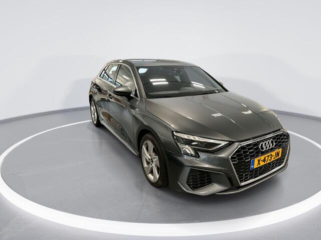 Audi A3 SPORTBACK 30 Tfsi 110pk S-tronic S edition · Apple/Android Car Play · Camera · Navi · P-Sensoren · Park Assist · 17'' Inch · Garantie t/m 30-11-2027 of 100.000km