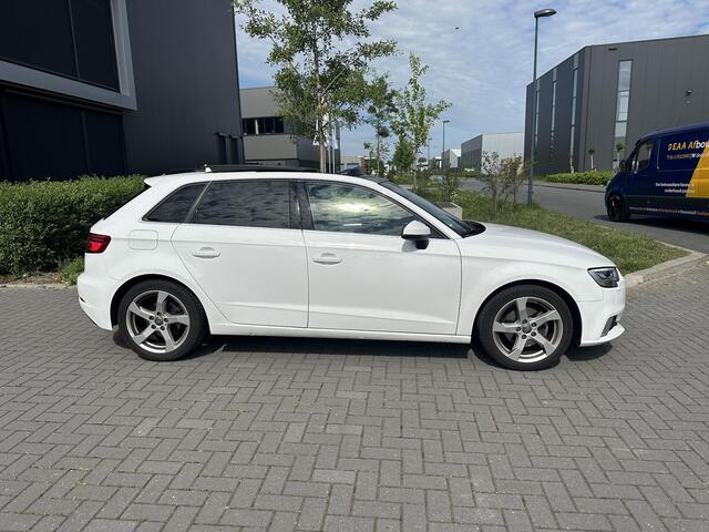 Audi A3 SPORTBACK 1.0 TFSI Sport Lease Edition Pano, Navi