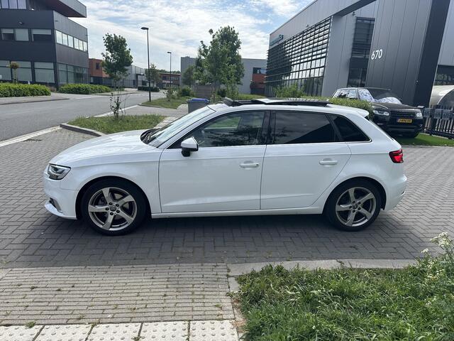 Audi A3 SPORTBACK 1.0 TFSI Sport Lease Edition Pano, Navi