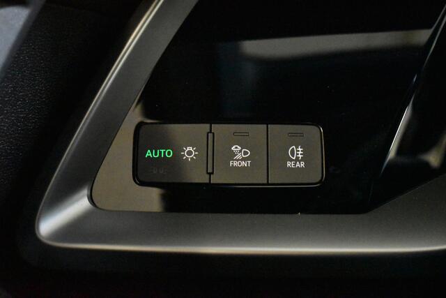 Audi A3 SPORTBACK 35 TFSI 150PK S-TRONIC BUSINESS SPORT NAVI/LED/CARPLAY