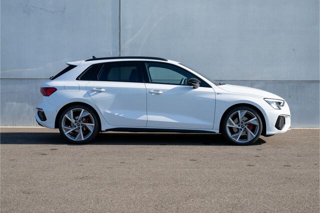 Audi A3 SPORTBACK 35 TFSI S Line 2 x S-Line | Leer | 19" LMV | B&O