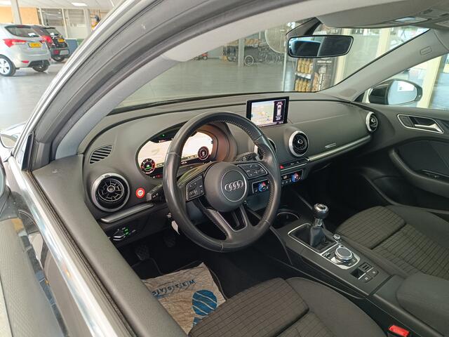 Audi A3 SPORTBACK 30 TDI Design Pro Line Plus