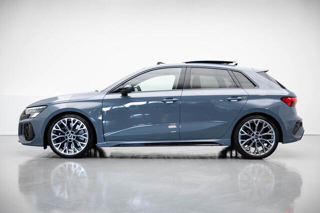 Audi A3 SPORTBACK 2.5 TFSI RS 3 quattro |Pano|HUD|Adaptive|B&O|