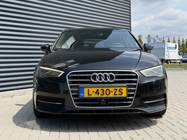 Audi A3 SPORTBACK 1.4 TFSI CoD Ambiente Pro Line plus aut.