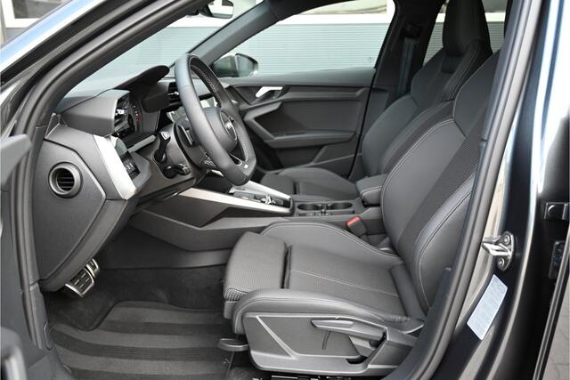 Audi A3 SPORTBACK 40 TFSI e / 3 X S-LINE / PANO / LED MATRIX / CAMERA / STOELVERWARMING / NL AUTO / NAP