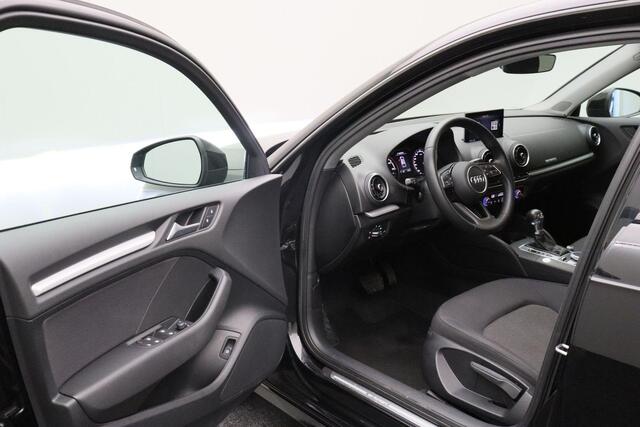 Audi A3 SPORTBACK 1.4 e-tron 2017 | Goed Onderhouden | Stoelverwarming | Navigatie | Climate Control | Cruise Control | Spraak Bediening | 2 Sleutels | Boekjes | Stuurwiel Bediening | Onderhoudshistorie