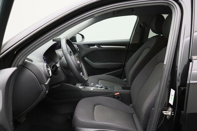Audi A3 SPORTBACK 1.4 e-tron 2017 | Goed Onderhouden | Stoelverwarming | Navigatie | Climate Control | Cruise Control | Spraak Bediening | 2 Sleutels | Boekjes | Stuurwiel Bediening | Onderhoudshistorie