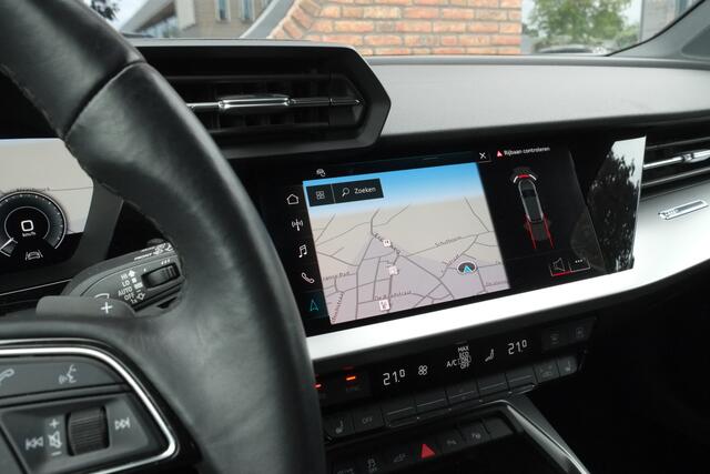 Audi A3 SPORTBACK 40 TFSI e Business edition Navigatie, Keyless entry
