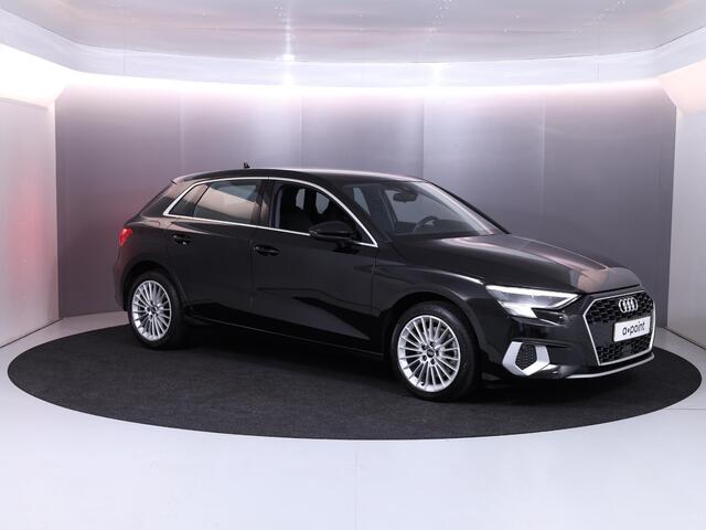 Audi A3 SPORTBACK 30 TFSI Business edition 110 pk S-tronic | Navigatie | Parkeersensoren achter | Autom. airco | Cruise control | LED koplampen |