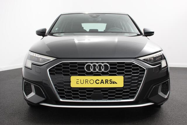 Audi A3 SPORTBACK 35 TFSI 150pk S-Tronic Prestige | Panorama dak | Climate control | Navigatie | Appel Carplay/Android Auto | Electrisch bedienbare achterklep | Led | Dab | Virtual Cockpit | Adaptive Cruise Control | 17"LMV