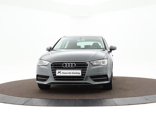 Audi A3 SPORTBACK 1.2 Tfsi 110pk Attraction Pro Line · Airco · Cruise Control · Navigatie · P-Sensoren · 16'' Inch ·