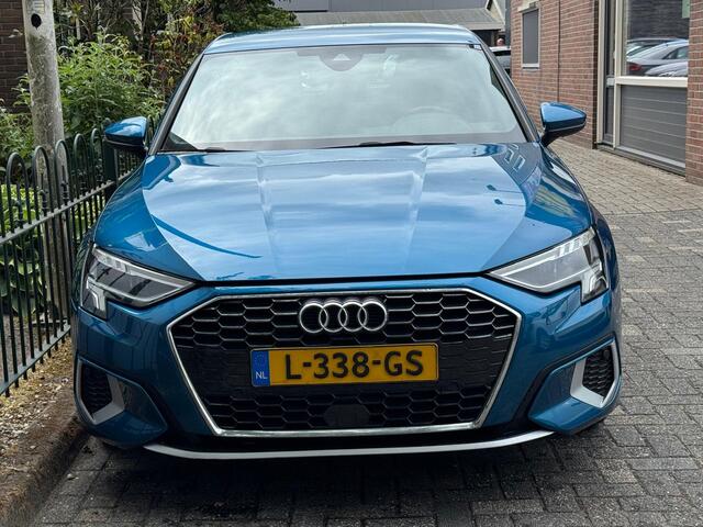 Audi A3 SPORTBACK 35 TFSI Business edition