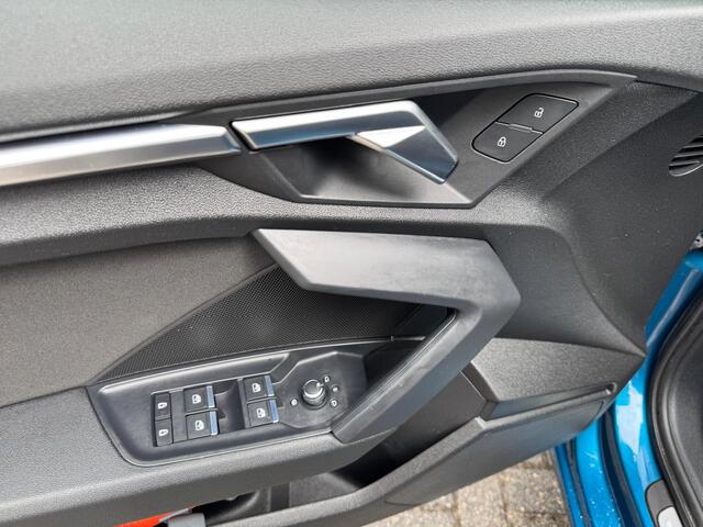 Audi A3 SPORTBACK 35 TFSI Business edition