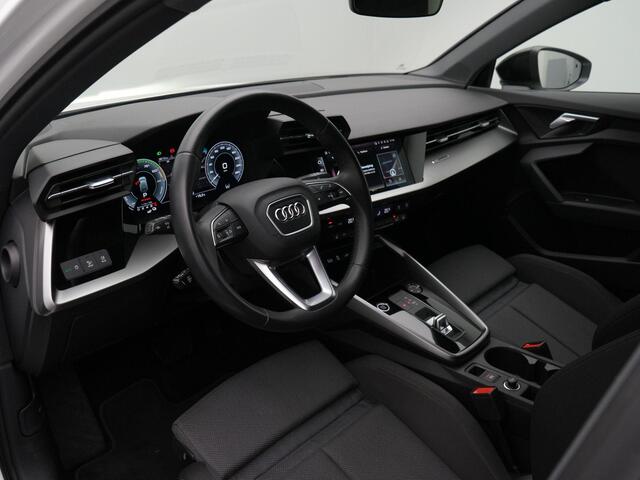 Audi A3 SPORTBACK 45 TFSI e 245 pk S-tronic pk Advanced edition / S-Line | Panoramadak | Navigatie | Stoelverwarming | Adaptive Cruise | Keyless Entry