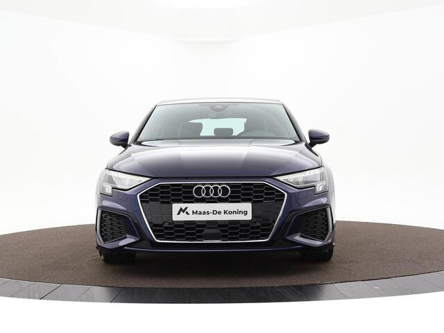 Audi A3 SPORTBACK 35 Tfsi 150pk S-tronic S edition · Apple/Android Car Play · Navigatie · P-Sensoren · Cruise Control · Sportstuur · 17'' Inch ·