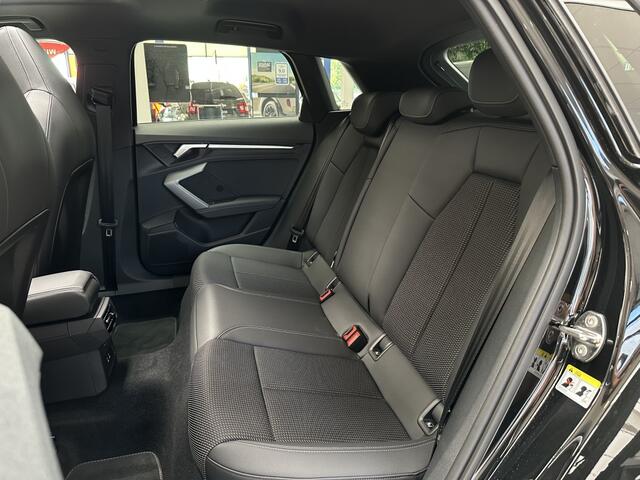 Audi A3 SPORTBACK Sportback 45 TFSI e S edition Competition 272PK S-tronic Led mat