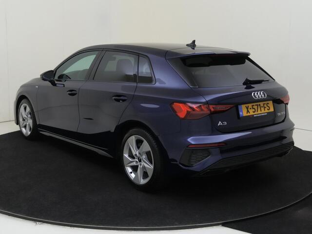 Audi A3 SPORTBACK 30 TFSI S edition | Afgevlakt sportstuur | Full LED verlichting | Sfeerverlichting | Navigatie Plus | Optiek zwart | Draadloze telefoonlader | Stoelverwarming |