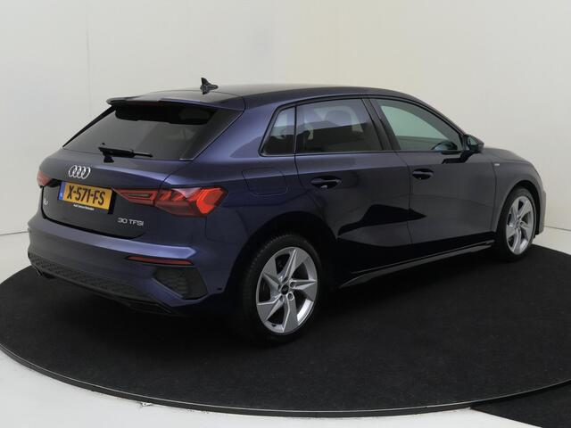 Audi A3 SPORTBACK 30 TFSI S edition | Afgevlakt sportstuur | Full LED verlichting | Sfeerverlichting | Navigatie Plus | Optiek zwart | Draadloze telefoonlader | Stoelverwarming |