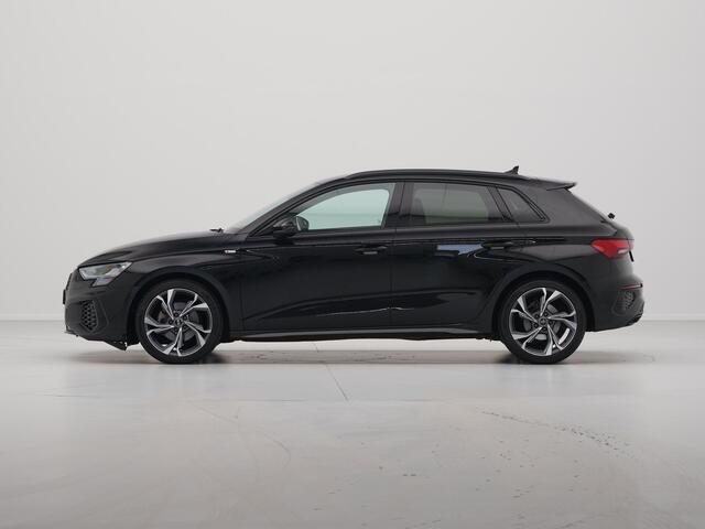 Audi A3 SPORTBACK 30 TFSI 110 pk S-Tronic S line edition S Line Trekhaak Adaptive Cruise Control Stoelverwarming 92