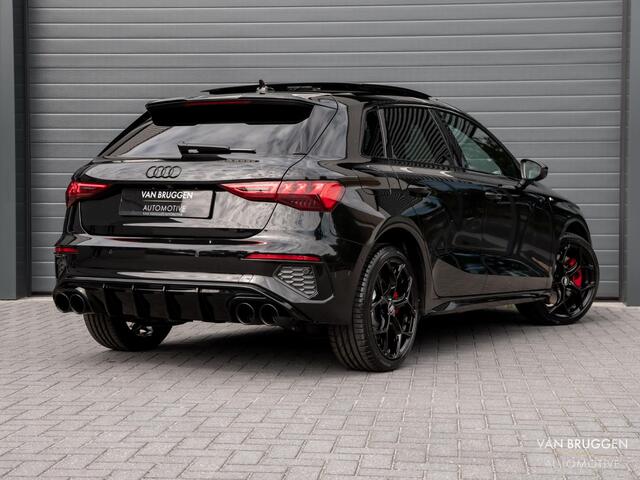 Audi A3 SPORTBACK 45 TFSI e S-Line Pano RS-Stoelen B&O Sfeer ACC BTW Camera