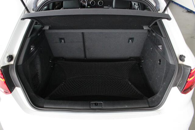 Audi A3 SPORTBACK 1.5 TFSI CoD S-Line Edition LED | Navi | Clima | 18" LMV | Cruise | Halfleder | PDC | Sportstoelen