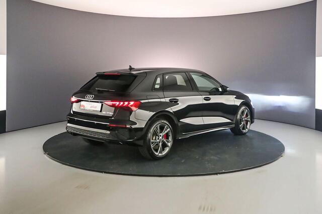 Audi A3 SPORTBACK 45 TFSI e S edition Competition | Full-led | Audi Sound | Cruise control | Ambient light | Carplay |