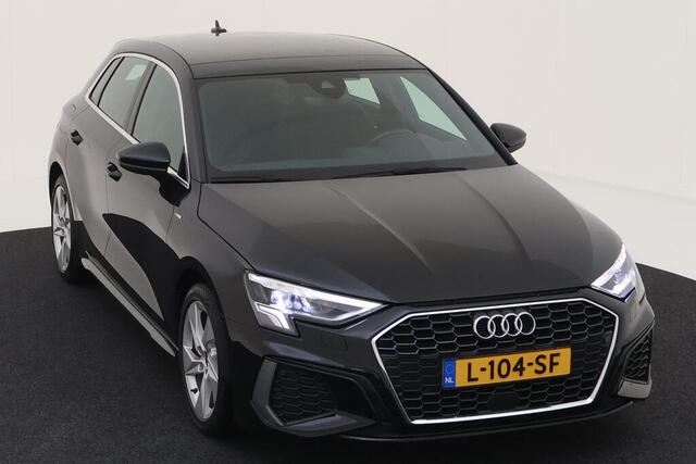 Audi A3 SPORTBACK 30 TFSI S edition / Panorama dak / Led verlichting / Navigatie / 17 Inch