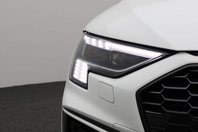 Audi A3 SPORTBACK 35 TFSI 150 pk S-tronic S Edition / S-Line | Panoramadak | Matrix LED | Stoelverwarming | Navigatie