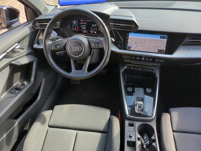 Audi A3 SPORTBACK 30 TFSI 110pk Advanced edition / LED / Navigatie / Climate Control / Parkeersensore Achter / 17"