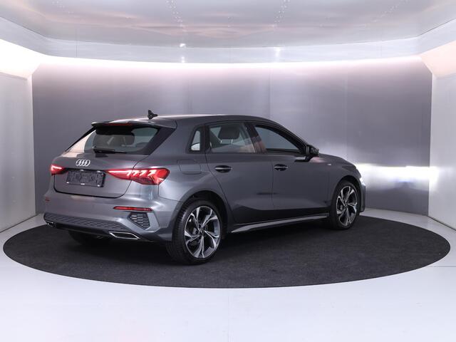 Audi A3 SPORTBACK 40 TFSI e S edition 204 pk S-tronic | Navigatie | Panoramadak | Parkeersensoren (Park assist) | LED koplampen | Stoelverwarming | Lichtmetalen velgen 18" |