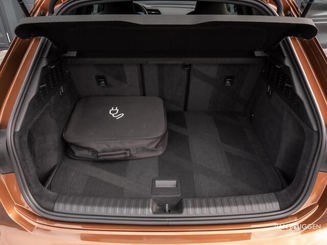 Audi A3 SPORTBACK 40 TFSI E S-Line Pano RS-Stoelen Sfeer BTW ACC