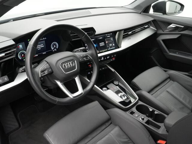 Audi A3 SPORTBACK 40 1.4 TFSI e 204 pk S-tronic Advanced | LED | Achteruitrijcamera | Trekhaak | Leder | Adaptive Cruise | Sportstoelen | Standkachel | Optiekpakket zwart | 18 inch