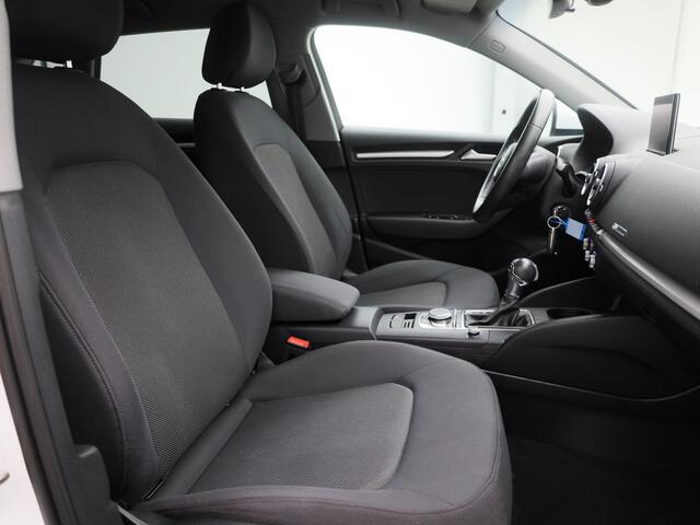 Audi A3 SPORTBACK 30 TFSI 115 PK S-Tronic Design Pro Line Plus | NAVI