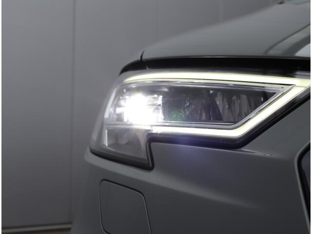 Audi A3 SPORTBACK 30 TFSI S Line | Panoramadak | B&O | Trekhaak | NAP