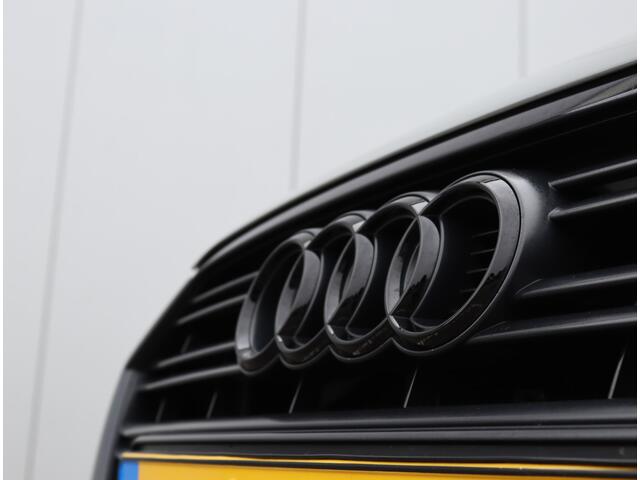 Audi A3 SPORTBACK 30 TFSI S Line | Panoramadak | B&O | Trekhaak | NAP