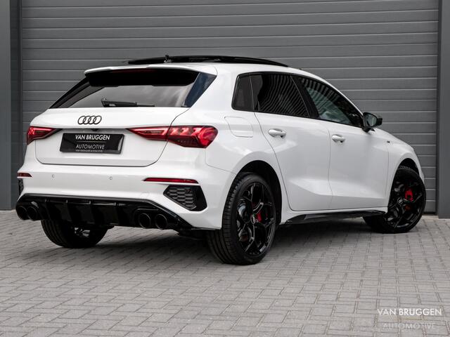 Audi A3 SPORTBACK 40 TFSI e S-Line Pano RS-Stoelen Camera Sfeer