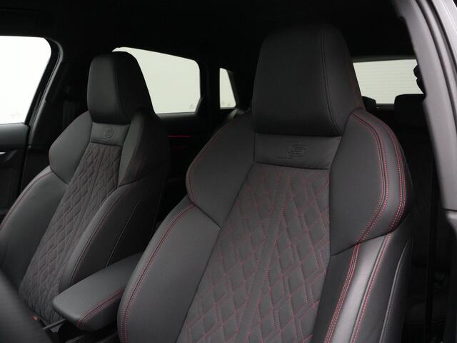 Audi A3 SPORTBACK 40 TFSI e 204 pk S-tronic S edition / S-Line | Rood gestikt | Leder/alcantara | Navigatie | Achteruitrijcamera