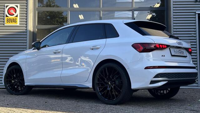 Audi A3 SPORTBACK 35 TFSI Advanced edition l Sonos l LED l 19 Inch l Stoelverwarming l Optiek Zwart